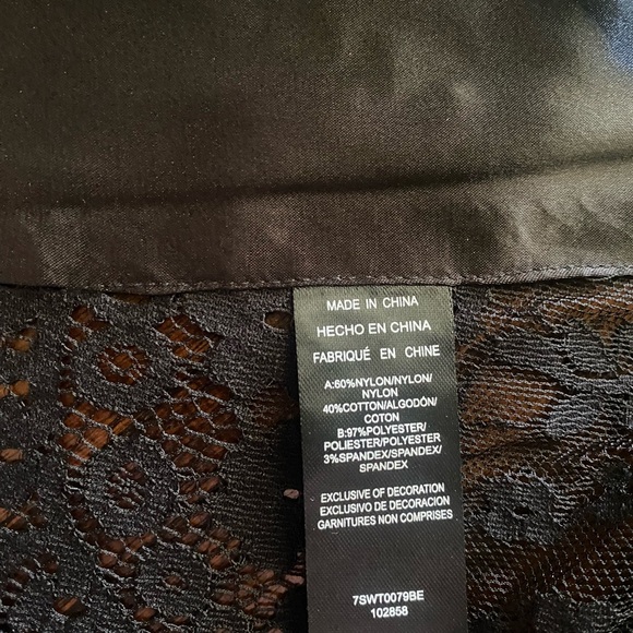 Bebe Black With Red Lace Bralette XS NWT - Picture 8 of 8